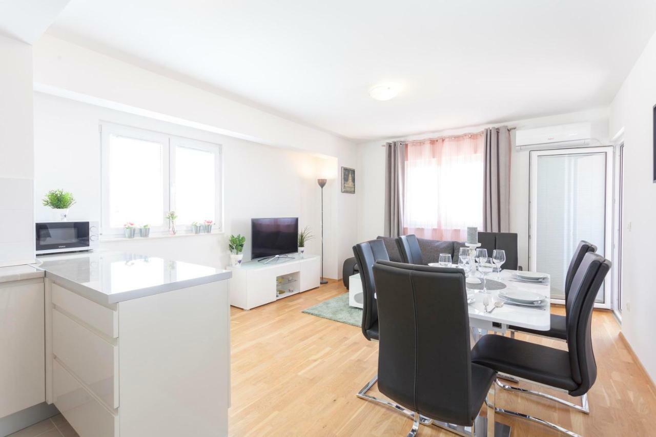 Apartments Dora Makarska Luaran gambar