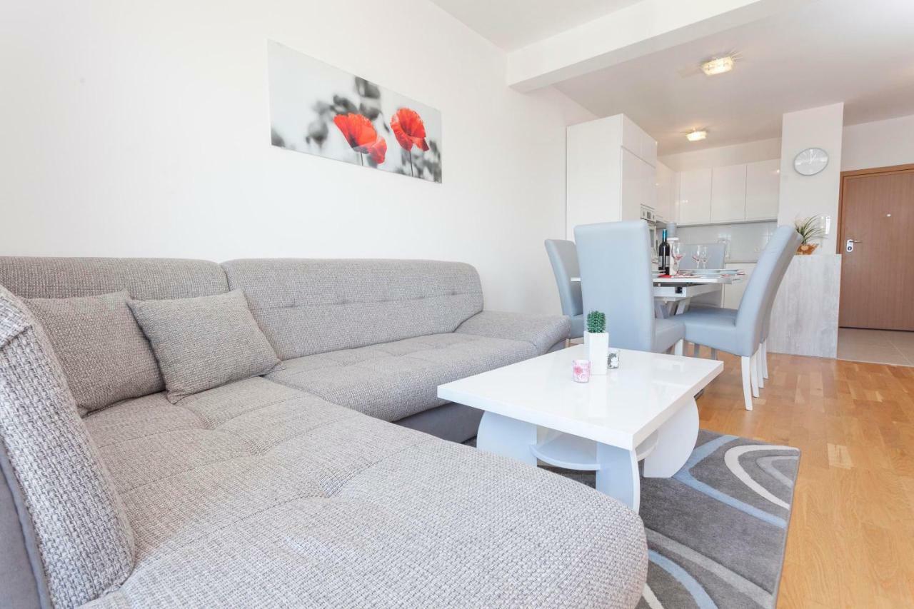 Apartments Dora Makarska Luaran gambar